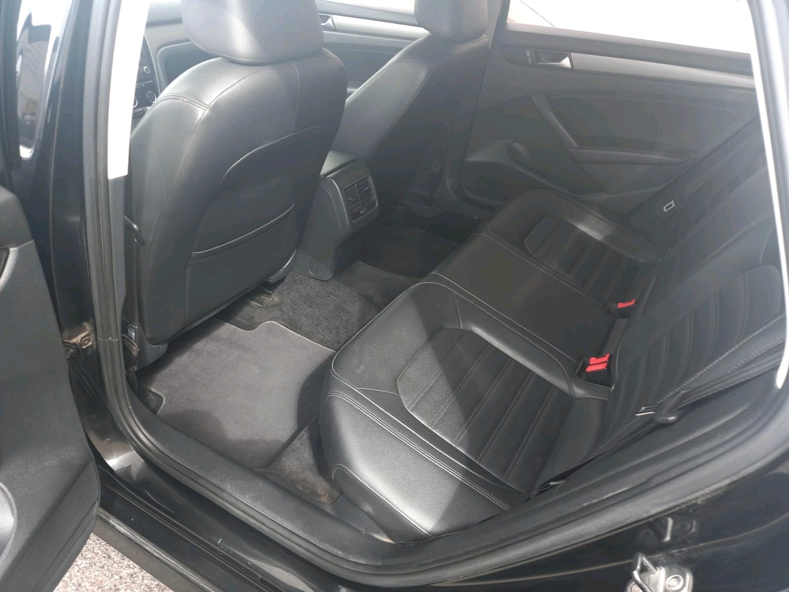 2014 Volkswagen PASSAT 4 PTS SPORTLINE 25L TIPTRONIC FLED PIEL RA-17