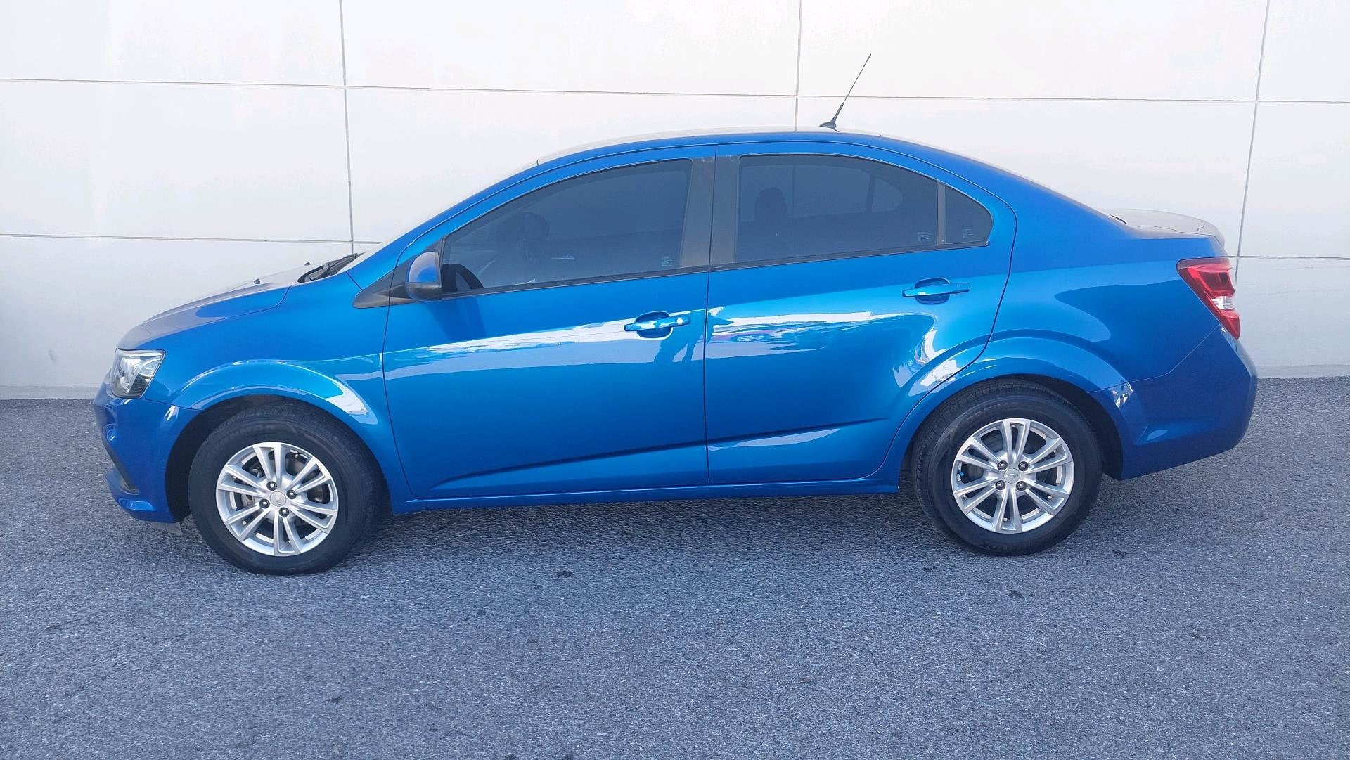 2017 Chevrolet SONIC 4 PTS LT TM5 AAC VE BA RA-15