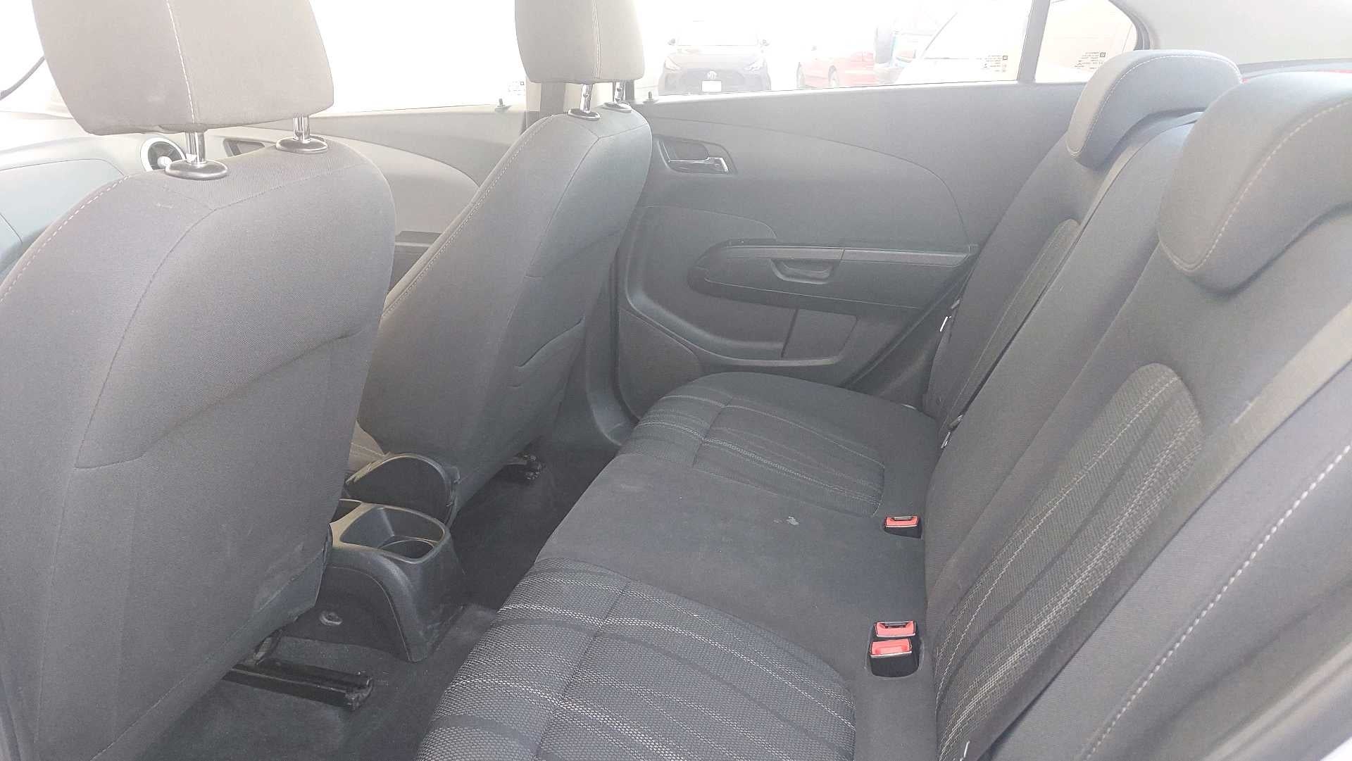 2017 Chevrolet SONIC 5 PTS HB LT TM5 AAC VE BA RA-15