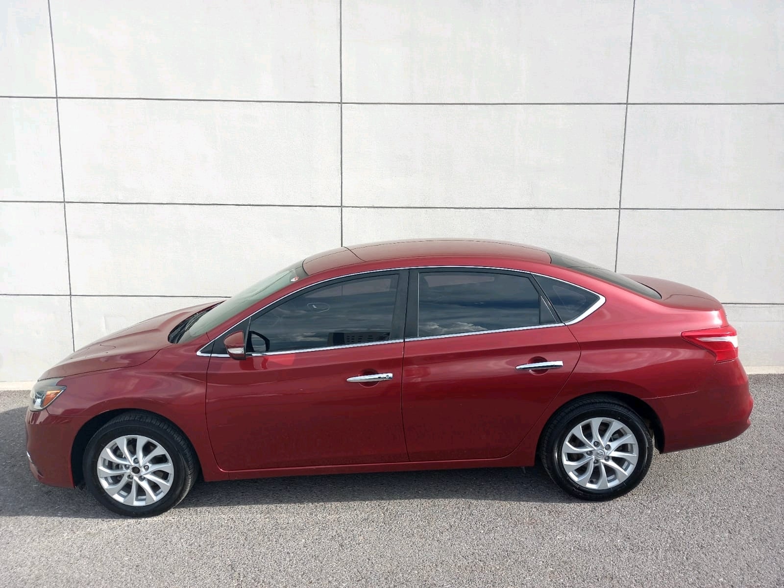 2018 Nissan SENTRA 4 PTS ADVANCE TM6 AAC F NIEBLA RA-16