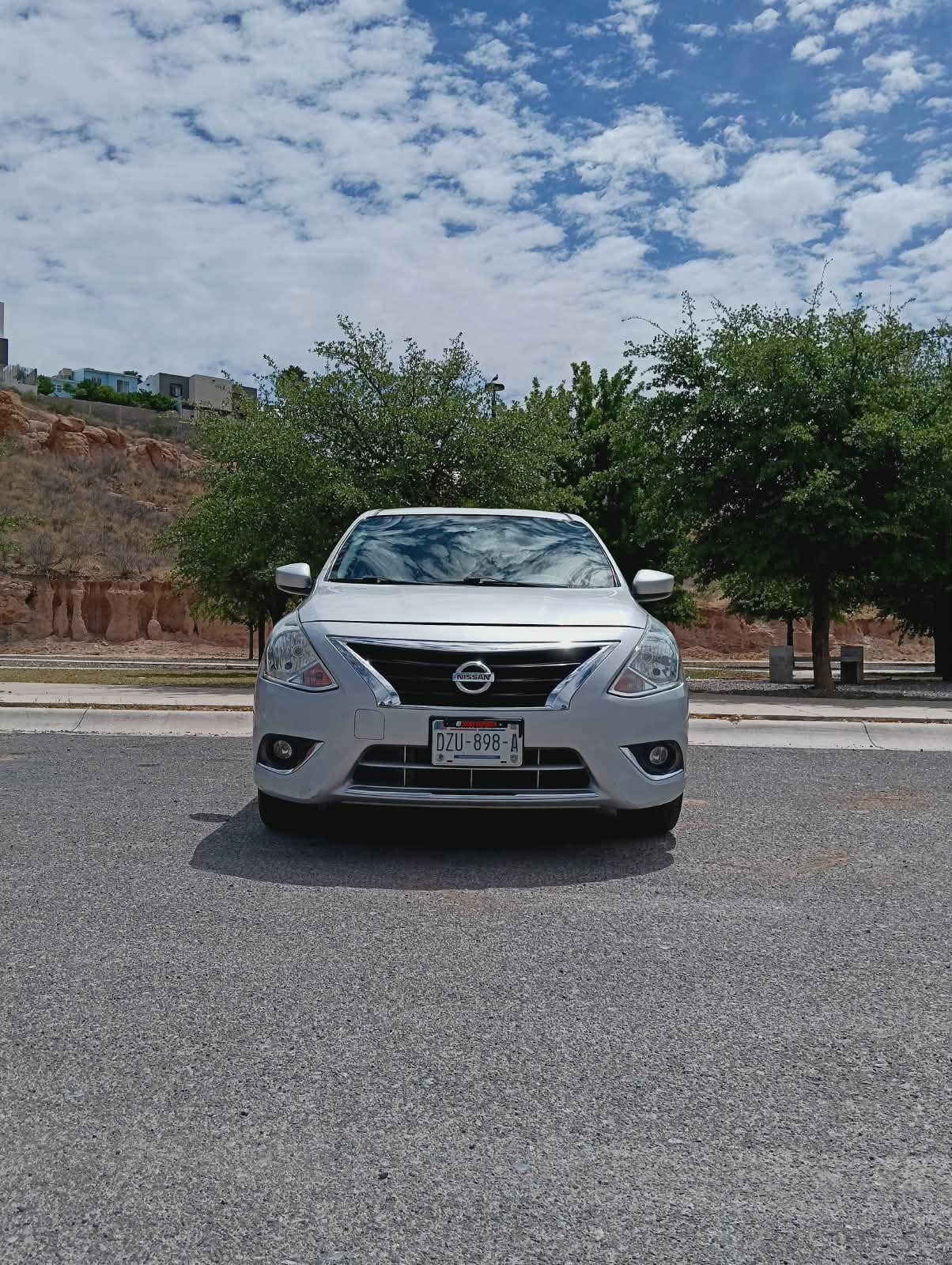 2018 Nissan VERSA 4 PTS ADVANCE TA AAC VE F NIEBLA RA-16