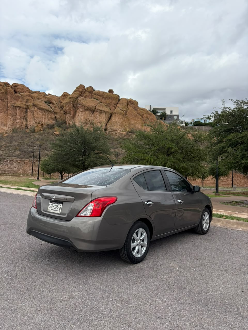 2019 Nissan VERSA 4 PTS SENSE TA AAC VE