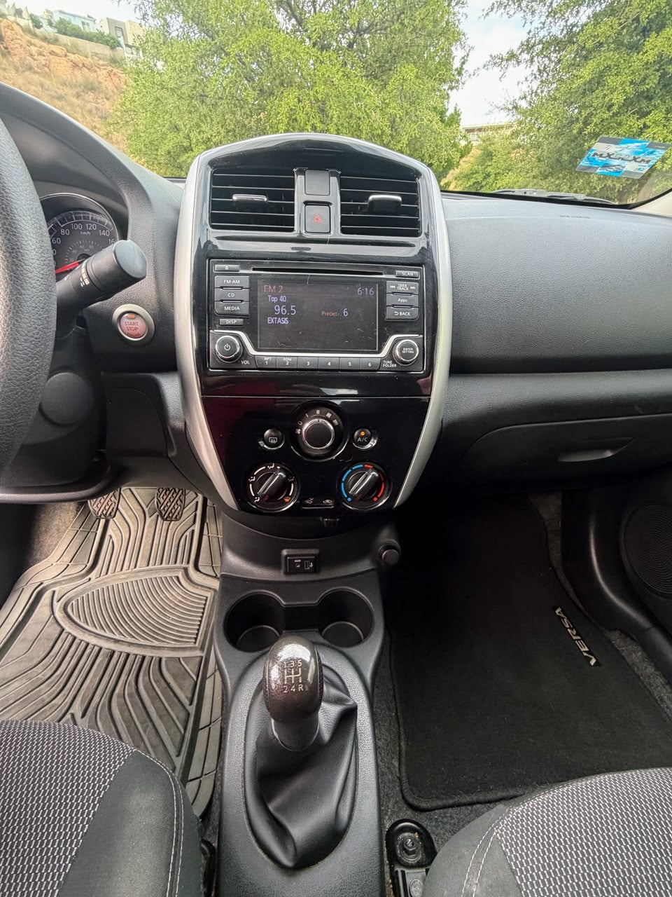 2018 Nissan VERSA 4 PTS ADVANCE TM5 AAC VE F NIEBLA RA-16