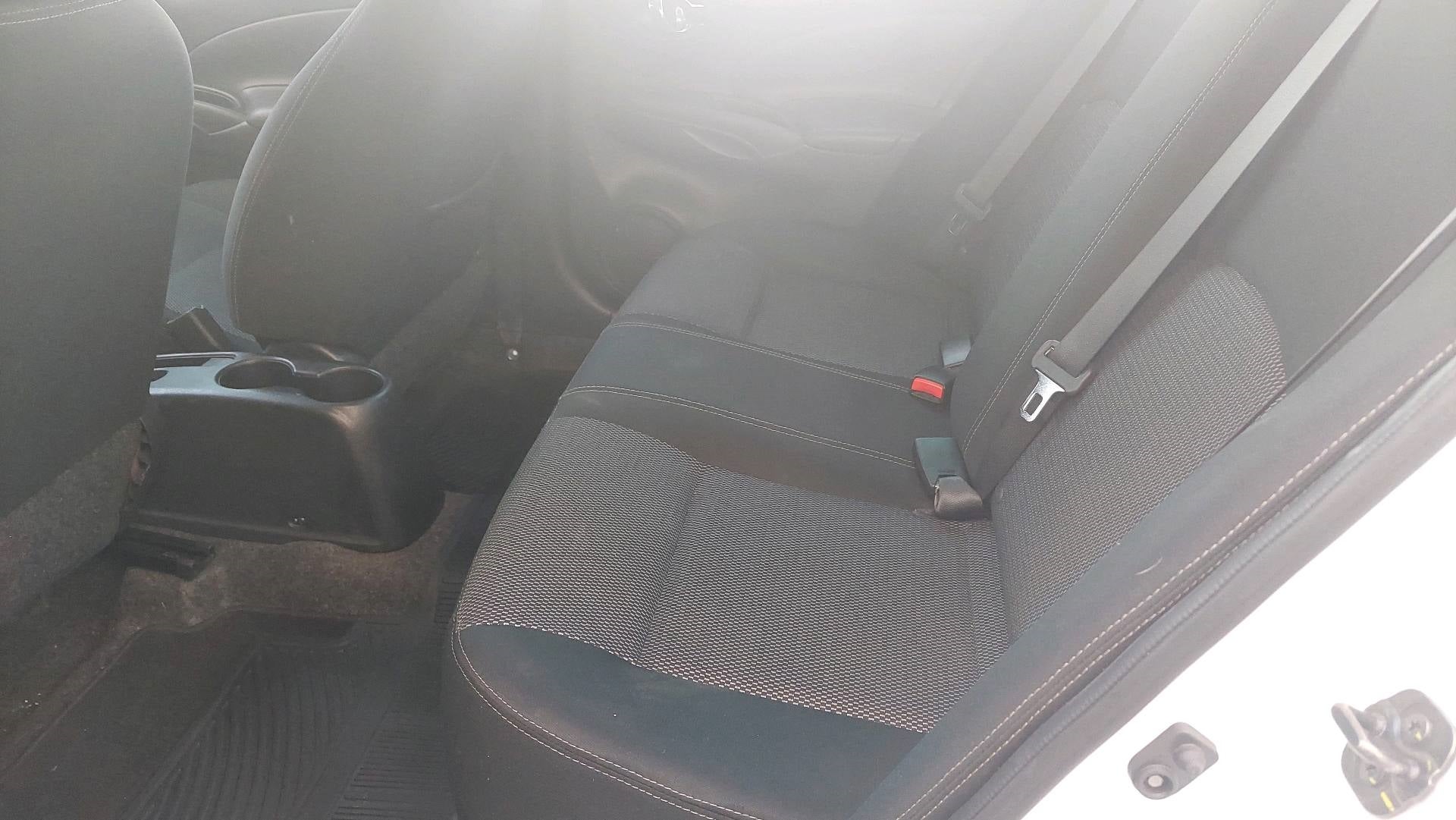 2019 Nissan VERSA 4 PTS SENSE TM5 AAC VE