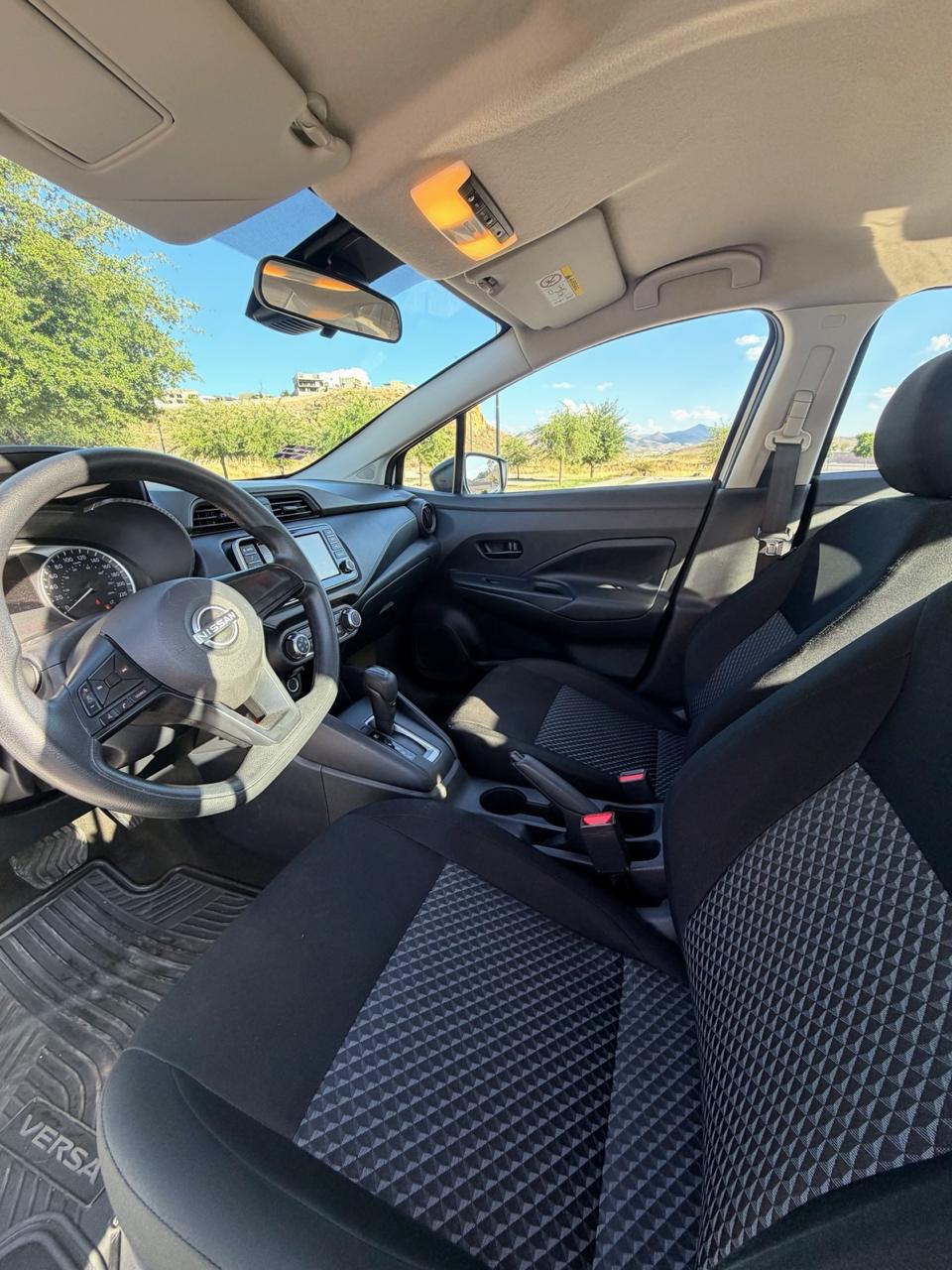2024 Nissan VERSA 4P SENSE L41.6 AUT