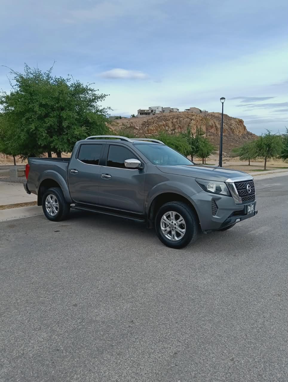 2021 Nissan FRONTIER 4 PTS LE L4 25L TM6 AAC VE ESTRIBOS RA-17