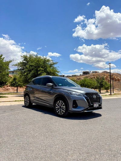 2023 Nissan KICKS 5 PTS PLATINUM 16L TA AAC AUT PIEL GPS RA-18