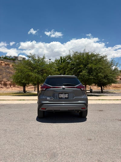 2023 Nissan KICKS 5 PTS PLATINUM 16L TA AAC AUT PIEL GPS RA-18