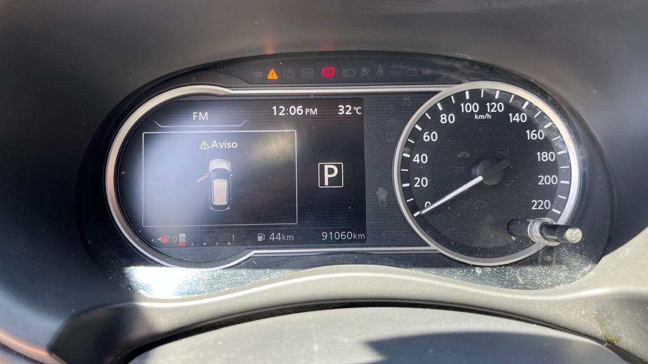 2018 Nissan KICKS 5 PTS EXCLUSIVE 16L TA AAC AUT PIEL VE GPS RA-17