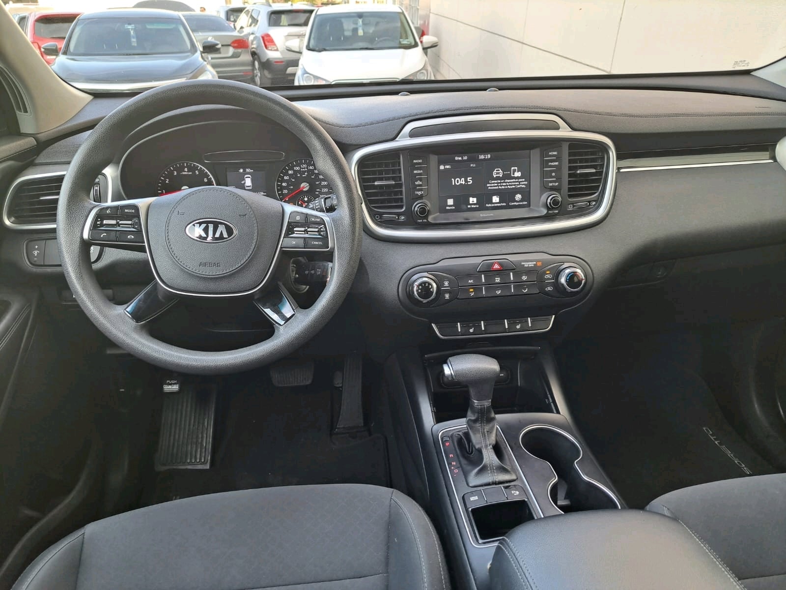 2019 Kia SORENTO 5 PTS LX L4 TA AAC TELA 7 PAS RA-17