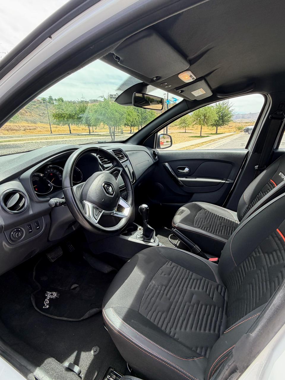 2023 RENAULT STEPWAY 5 PTS HB STEPWAY INTENS 16L TA AAC AUT VE GPS RA-16
