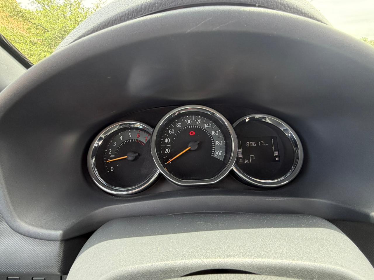 2023 RENAULT STEPWAY 5 PTS HB STEPWAY INTENS 16L TA AAC AUT VE GPS RA-16