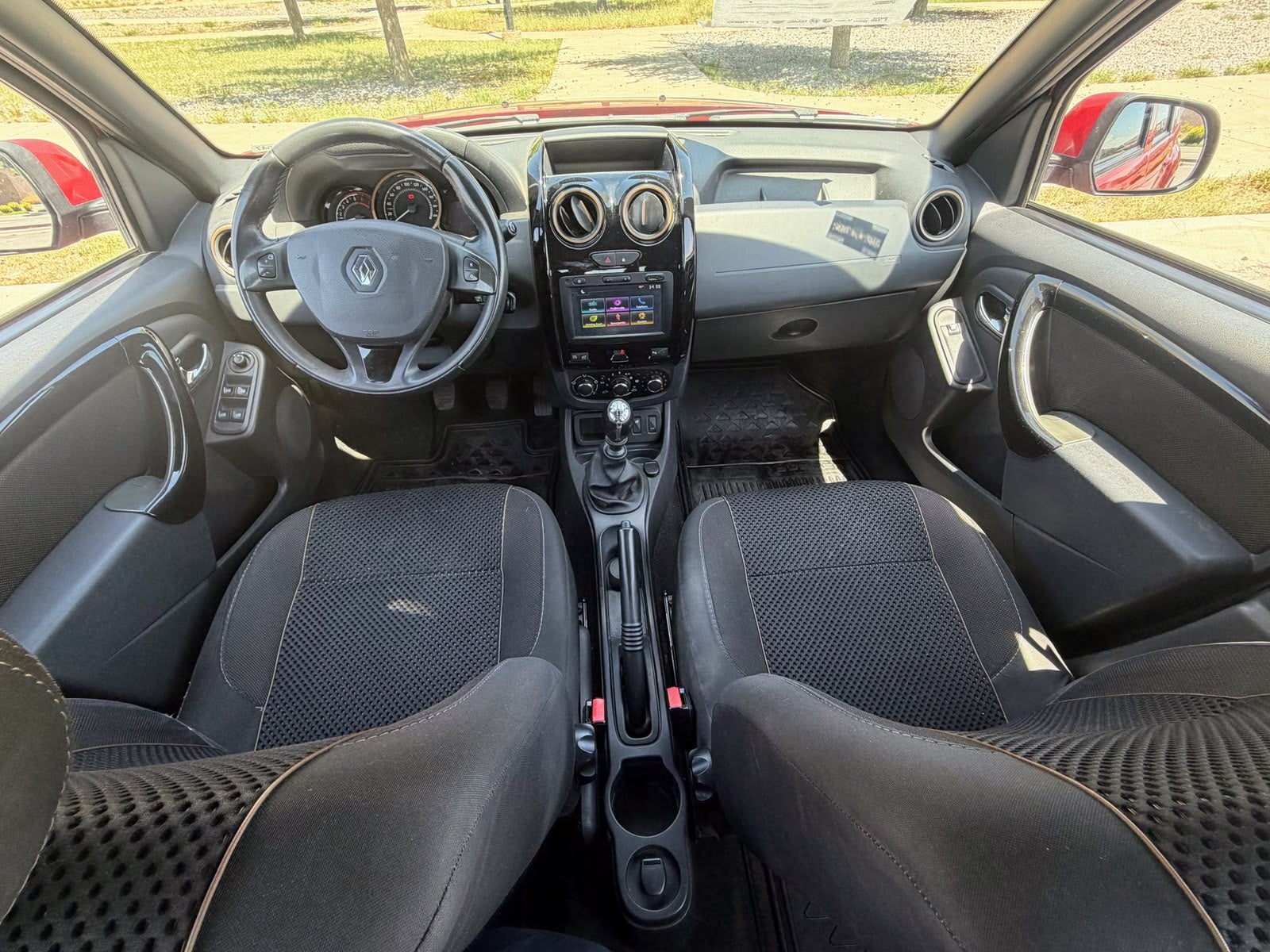 2018 RENAULT DUSTER 5 PTS INTENS TM6 AAC VE MP3 GPS FNIEBLA RA-16