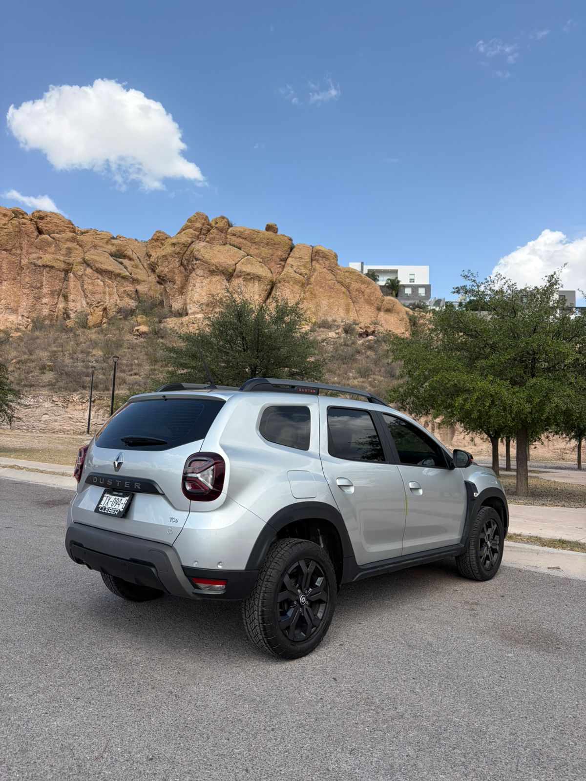 2025 RENAULT DUSTER 5P ICONIC L41.3T AUT