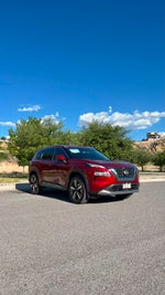 2023 Nissan X-TRAIL PLATINUM 2 FILAS