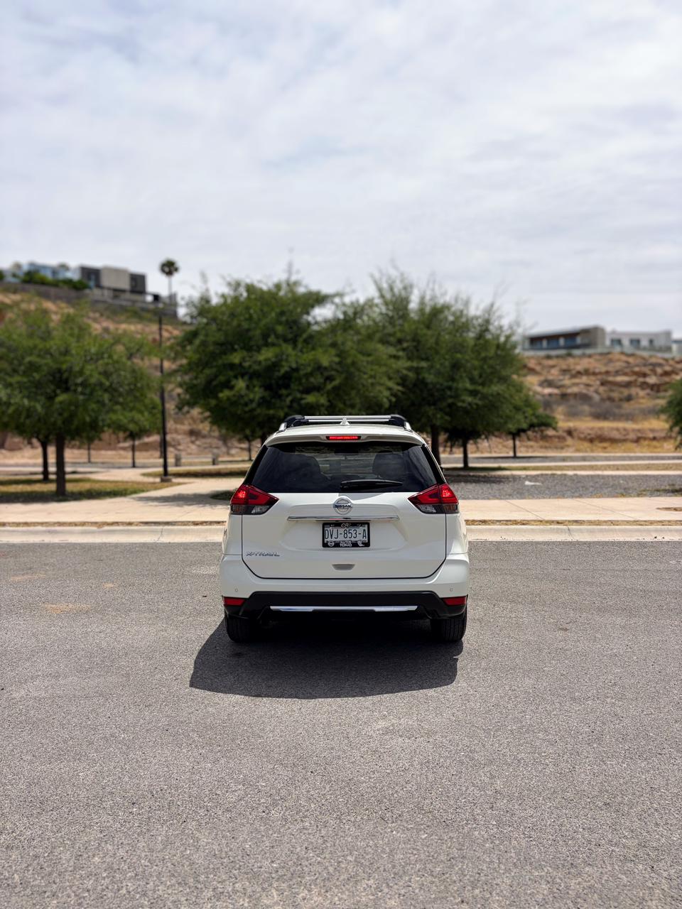 2020 Nissan X-TRAIL 5 PTS ADVANCE CVT QCP 7 PAS RA-18