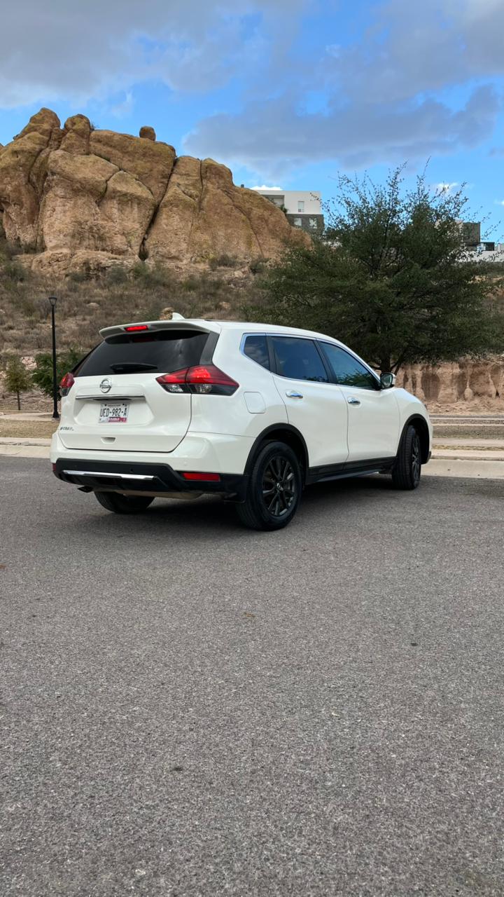 2022 Nissan X-TRAIL 5 PTS SENSE CVT 5 PAS RA-17