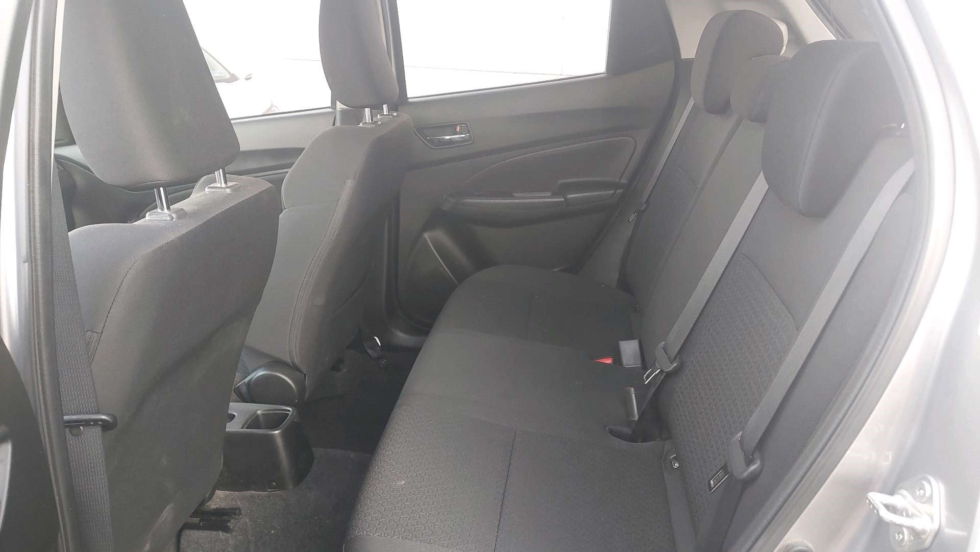 2021 SUZUKI SWIFT 5 PTS HB GLX L4 12L TA AAC AUT GPS RA-16