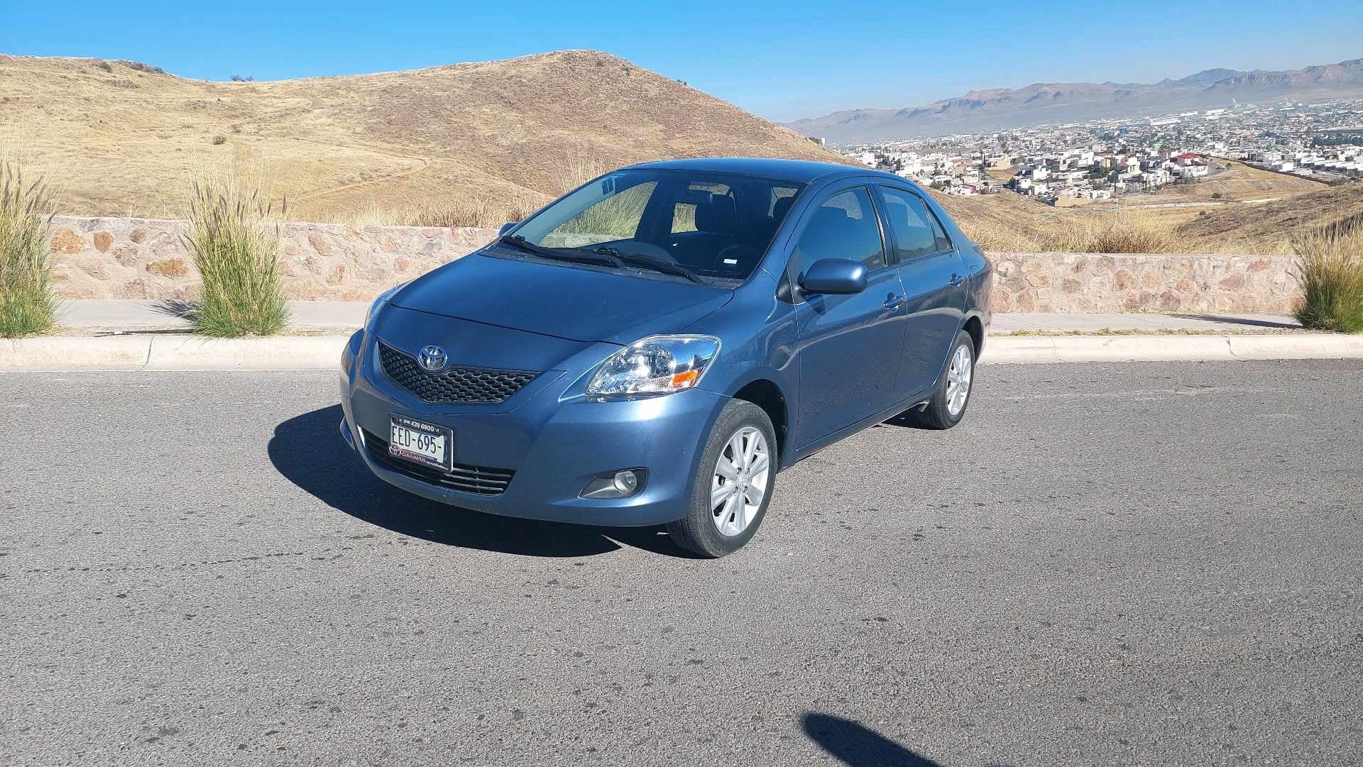 2016 Toyota YARIS 4 PTS CORE TA AAC BA R-15