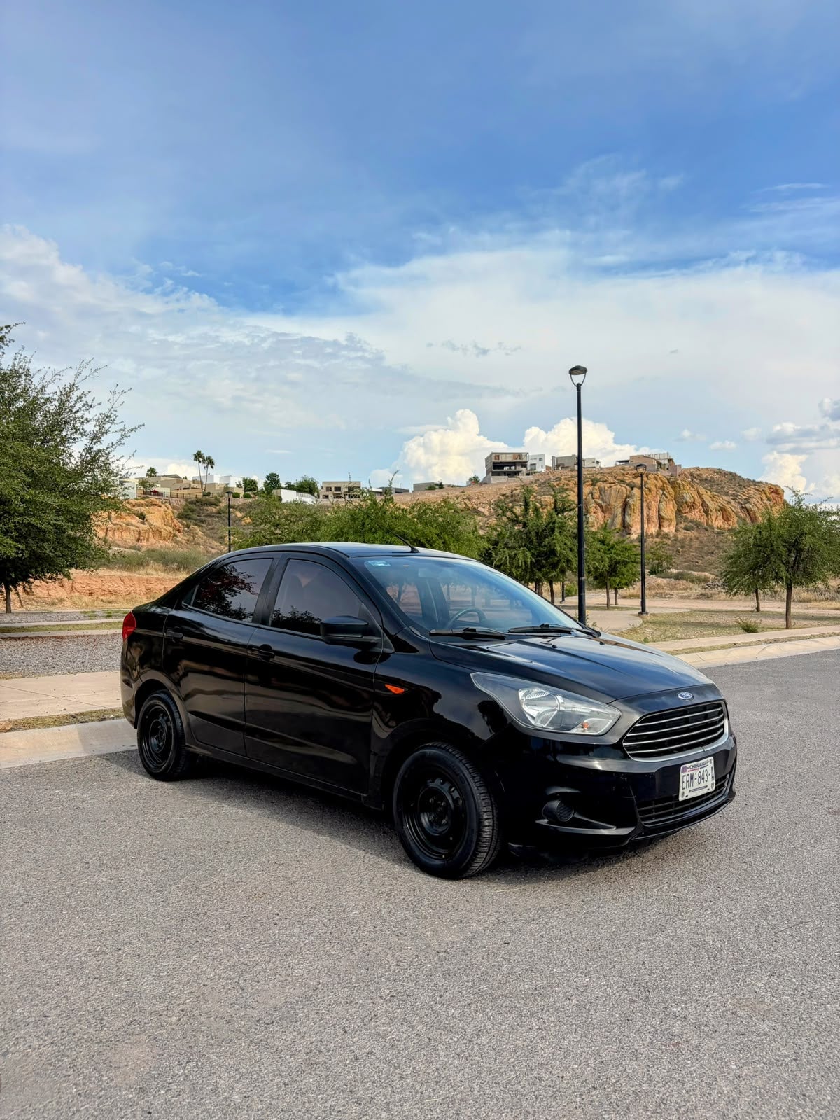2018 Ford FIGO 4 PTS IMPULSE TA AAC MP3 R-14