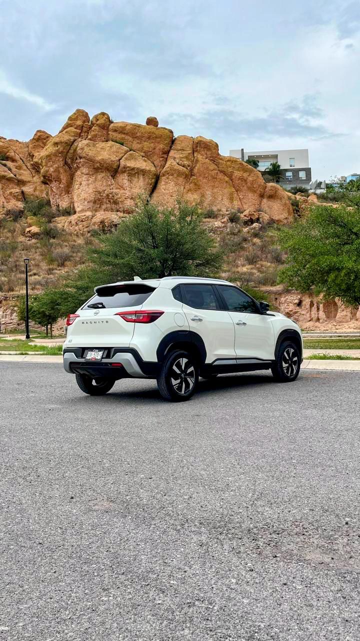 2025 Nissan MAGNITE ADVANCE CVT
